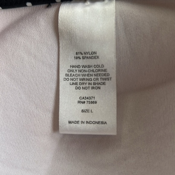 Hula Honey black and white triangle polkadot bathing suit size large - Picture 3 of 6